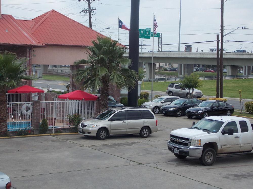 Econo Lodge Inn & Suites Downtown San Antonio Riverwalk Area Extérieur photo